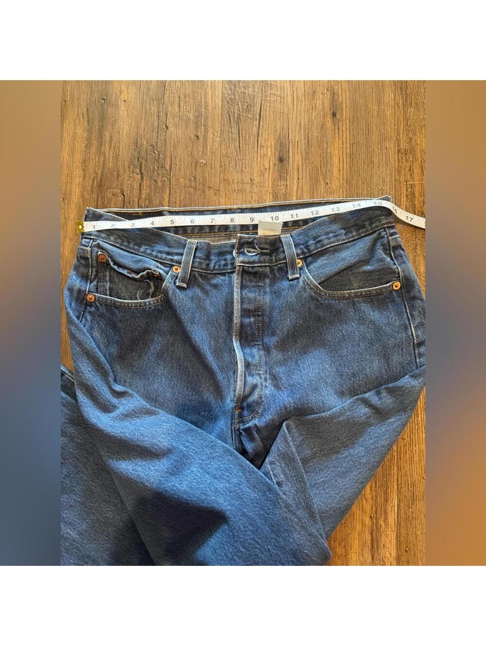 Vintage 90s Levi’s 501 Button Fly Denim Jeans 33x36 EUC - Picture 8 of 9